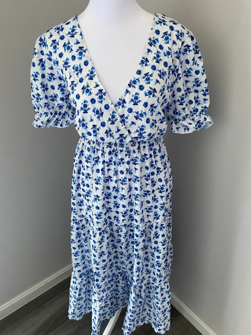 Blue Floral Puff Sleeve Dress